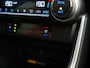 Toyota RAV4 2.5 Plug-in Hybrid AWD Bi-Tone Plus 1500kg trekgewicht | Stoelventilatie! | Stoelverwarming Voor+Achter | Parkeersensoren | JBL | APK 11-2027 |
