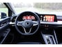 Volkswagen Golf Variant 1.5 eTSI R-Line | Trekhaak | Stoelverwarming | Stuurwielverw. | CarPlay | Sfeerverlichting | BTW