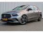Mercedes-Benz B-klasse 200 Premium | Incl. 12 maanden garantie | Adaptieve cruise control | Climate control | Parkeercamera | Navigatie | Stoelverwarming | Trekhaak uitklapbaar | Elektrische kofferbakklep |