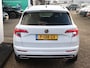 Skoda Karoq 1.5 TSI 150pk AUTOMAAT Sportline Business | Achteruitrijcamera | Adaptieve cruise control | Navigatie | LED | Clima |