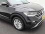 Volkswagen T-Cross 1.0 TSi 115 Pk Automaat Life Business | Full LED | Camera | CarPlay | Keyless | Parkeersensoren | Privacy Glass | Navigatiesysteem | 16 Inch