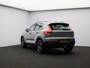 Volvo XC40 2.0 B4 Plus Dark / Trekhaak / Stoel+stuur+voorruitverwarming / Elektr. bed. stoelen / Harman Kardon