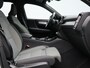 Volvo XC40 2.0 B4 Plus Dark / Trekhaak / Stoel+stuur+voorruitverwarming / Elektr. bed. stoelen / Harman Kardon