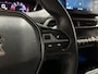 Peugeot 3008 1.2 PureT. Trekhaak Camera Navi Nieuw Model