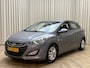 Hyundai i30 1.6 GDI i-Motion *Org.NL!* Android Auto / LED / Afn. Trekhaak / Airco / Cruise / PDC / 15'' LMV