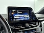 Toyota C-HR 1.8 Hybrid Executive | Afneembare trekhaak | Stoelverwarming | Navigatie |