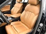BMW 5-Serie Touring 530i M Sport | Trekhaak | Schuifdak | Laser | Camera | Memory Stoelen | Stoelverwarming