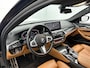 BMW 5-Serie Touring 530i M Sport | Trekhaak | Schuifdak | Laser | Camera | Memory Stoelen | Stoelverwarming