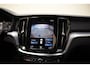 Volvo V60 2.0 B3 Momentum Advantage Aut. [ Adapt.cruise Navi Camera Trekhaak ]