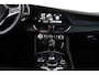 Alfa Romeo Giulia 2.0T Super 305 PK Lederen bekleding, Afneembare Trekhaak, Memory, Camera, Android Auto/Apple Carplay