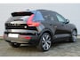Volvo XC40 Recharge P8 AWD R-Design | Trekhaak | Stoel- en Stuurverwarming | Adaptieve Cruise Control | Pilot Assist | Harman Kardon Audio | 20" Lichtmetalen Velgen |