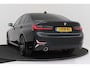 BMW 3-Serie 330i High Executive | Panoramadak | 3-Zone Clima | CarPlay | Leer | Sportstoelen | Stoelverwarming | Digital Cockpit |