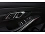 BMW 3-Serie 330i High Executive | Panoramadak | 3-Zone Clima | CarPlay | Leer | Sportstoelen | Stoelverwarming | Digital Cockpit |