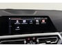 BMW 3-Serie 330i High Executive | Panoramadak | 3-Zone Clima | CarPlay | Leer | Sportstoelen | Stoelverwarming | Digital Cockpit |