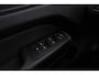 Volvo XC60 2.0 B5 R-Design | Trekhaak | Panoramadak | Harman/Kardon | Org NL | Dealer Ond | Camera | CarPlay | Stoelverwarming V+A