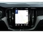 Volvo XC60 Recharge T6 AWD Inscription | Trekhaak | Stoel- en Stuurverwarming | Adaptieve Cruise Control | Pilot Assist | Harman Kardon Audio | Schuif- en Kanteldak | Head-up Display