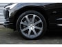 Volvo XC60 Recharge T6 AWD Inscription | Trekhaak | Stoel- en Stuurverwarming | Adaptieve Cruise Control | Pilot Assist | Harman Kardon Audio | Schuif- en Kanteldak | Head-up Display