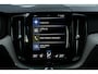 Volvo XC60 Recharge T6 AWD Inscription | Trekhaak | Stoel- en Stuurverwarming | Adaptieve Cruise Control | Pilot Assist | Harman Kardon Audio | Schuif- en Kanteldak | Head-up Display