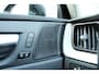 Volvo XC60 Recharge T6 AWD Inscription | Trekhaak | Stoel- en Stuurverwarming | Adaptieve Cruise Control | Pilot Assist | Harman Kardon Audio | Schuif- en Kanteldak | Head-up Display