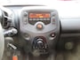 Toyota Aygo 1.0 VVT-i x-fun | Airco | Radio | LED Dagrijverlichting | Incl. Garantie | Lichtmetalen velgen |