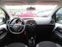 Toyota Aygo 1.0 VVT-i x-fun | Airco | Radio | LED Dagrijverlichting | Incl. Garantie | Lichtmetalen velgen |