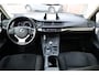 Lexus CT 200h 25th Edition, NL auto, 2e Eig. Automaat, Clima, Cruise, Navi, Trekhaak, Lichtmetaal, Blue tooth, Isofix, Prijs incl, apk, beurt en 3 maanden garantie