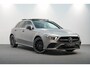 Mercedes-Benz A-klasse 250 e AMG MATGRIJS ✅ PANO ✅ CAMERA ✅ 19" ✅ NIGHT ✅ SFEER ✅ MBUX-HIGH END