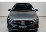 Mercedes-Benz A-klasse 200 AMG ✅ PANO ✅ 360 CAMERA ✅ KEYLESS ✅ DISTRONIC ✅ 19 " ✅ NIGHT