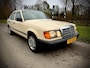 Mercedes-Benz 200-Serie 230E Oldtimer, Automaat, Vol!!