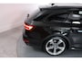Audi A4 Avant 35 TFSI S-line Black Edition Volleder, LED, Rode Stiksels, Navigatie, Cruise Control, Stoelverwarming,