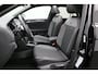 Volkswagen T-Roc 1.5 TSI 150 pk DSG Sport Business R / R-Line | Panoramadak | Trekhaak | Achteruitrijcamera | Stoelverwarming | Navigatie