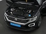 Volkswagen T-Roc 1.5 TSI 150 pk DSG Sport Business R / R-Line | Panoramadak | Trekhaak | Achteruitrijcamera | Stoelverwarming | Navigatie