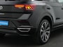 Volkswagen T-Roc 1.5 TSI 150 pk DSG Sport Business R / R-Line | Panoramadak | Trekhaak | Achteruitrijcamera | Stoelverwarming | Navigatie