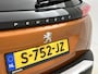 Peugeot e-2008 EV Allure 50 kWh 136pk Automaat | Navigatie | Climate Control | Cruise Control | Achteruitrijcamera | LED Koplampen | 17" Lichtmetalen Velgen | Apple Carplay/Android auto |
