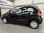 Volkswagen Fox 1.2 Trendline Nette auto! Keurig interieur! | AUX aansluiting | Airco | Buitenspiegels elektrisch verstel- en verwarmbaar