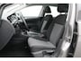 Volkswagen Golf 1.2 TSI 110 pk | Trekhaak | Parkeersensoren achter | Climatronic