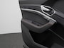 Audi E-tron 55 quattro S-Line Black Edition 95 kWh 408 pk | Panoramadak | Trekhaak | Leder/alcantara (oranje gestikt) | Matrix LED | Achteruitrijcamera | Stoelverwarming