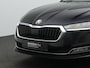 Skoda Octavia Combi 1.5 e-TSI 150 pk DSG Business Edition Plus | Panoramadak | Trekhaak | Stuur-/stoelverwarming | Achteruitrijcamera