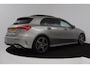 Mercedes-Benz A-klasse 180 Business Solution AMG (PANORAMADAK, SFEERVERLICHTING, STOELVERWARMING, CAMERA, CRUISE CONTROL)