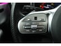 Mercedes-Benz A-klasse 180 Business Solution AMG (PANORAMADAK, SFEERVERLICHTING, STOELVERWARMING, CAMERA, CRUISE CONTROL)
