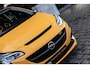 Opel Corsa 1.6 Turbo OPC, 207 PK, Performance, Pano, Vollederen stoelen!