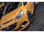 Opel Corsa 1.6 Turbo OPC, 207 PK, Performance, Pano, Vollederen stoelen!