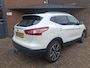 Nissan Qashqai 1.2 Tekna 116PK Navigatie / Trekhaak / Panoramdak / Achteruitrijcamera / Stoelverwarming / DAB Radio / Bluetooth