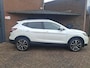 Nissan Qashqai 1.2 Tekna 116PK Navigatie / Trekhaak / Panoramdak / Achteruitrijcamera / Stoelverwarming / DAB Radio / Bluetooth