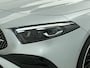 Mercedes-Benz A-klasse 250 e Business Solution AMG | AMG Line Plus pakket | Smartphone integratie | Head-up display | Augmented Reality Navigation | Multibeam LED | Nightpakket | 360° camera | 19 inch AMG velgen |