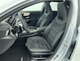 Mercedes-Benz A-klasse 250 e Business Solution AMG | AMG Line Plus pakket | Smartphone integratie | Head-up display | Augmented Reality Navigation | Multibeam LED | Nightpakket | 360° camera | 19 inch AMG velgen |