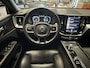 Volvo XC60 2.0 T8 TWIN ENGINE MOMENTUM PRO PANORAMADAK LEDEREN BEKLEDING 360 RONDOM CAMERA HARMAN KARDON ZEER MOOI !!! Brgl