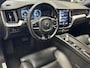 Volvo XC60 2.0 T8 TWIN ENGINE MOMENTUM PRO PANORAMADAK LEDER 360 CAMERA PANORAMA SCHUIF/KANTELDAK APPLE CARPLAY/ANDROID RIJSTROOKSENSOREN DODEHOEKSENSOREN KEYLESS GO ZEER MOOI !!! Brgl