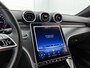 Mercedes-Benz C-klasse 300 e Plug-In Hybride | Led koplampen | Achteruitrijcamera | Dodehoekassistent | Sfeerverlichting | Stoelverwarming voor. Inclusief 24 maanden MB Certified garantie voor Europa.
