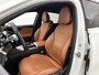 Mercedes-Benz C-klasse 300 e Plug-In Hybride | Led koplampen | Achteruitrijcamera | Dodehoekassistent | Sfeerverlichting | Stoelverwarming voor. Inclusief 24 maanden MB Certified garantie voor Europa.